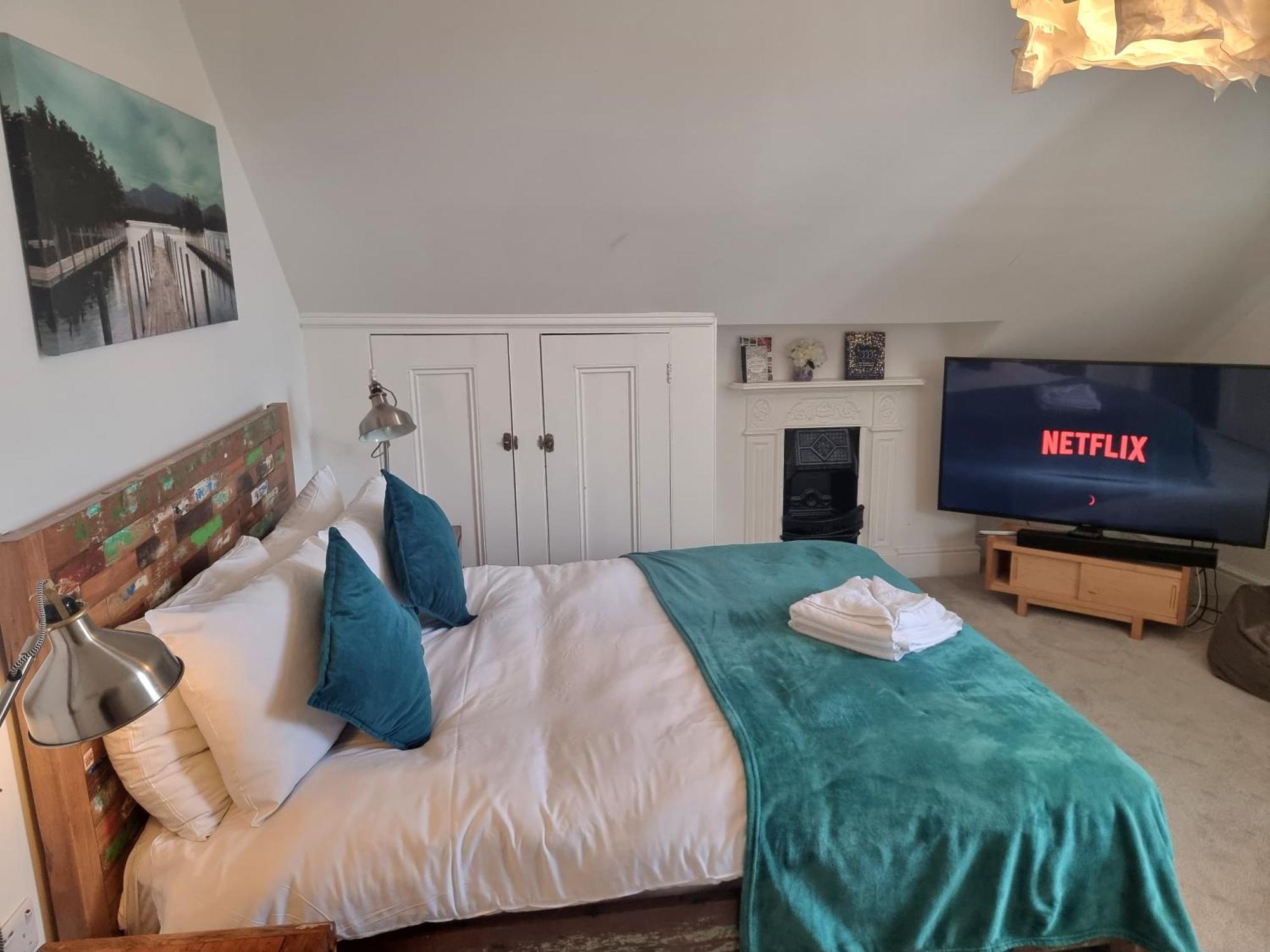 Stylish 2-Bed Flat, Quick Access To London Sights Londres Exterior foto