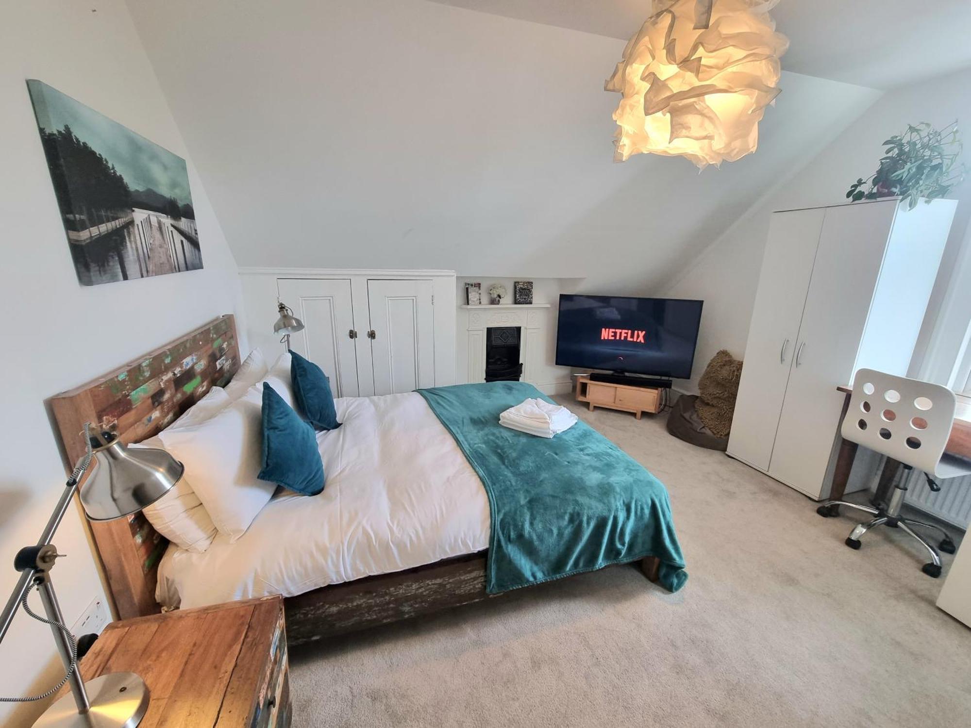 Stylish 2-Bed Flat, Quick Access To London Sights Londres Exterior foto